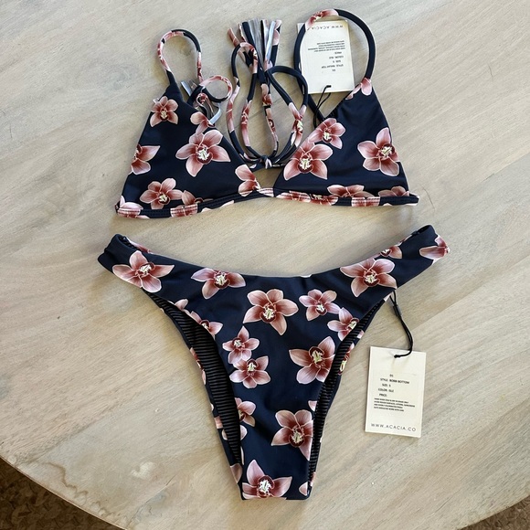 ACACIA SWIM - Picture 1 of 3